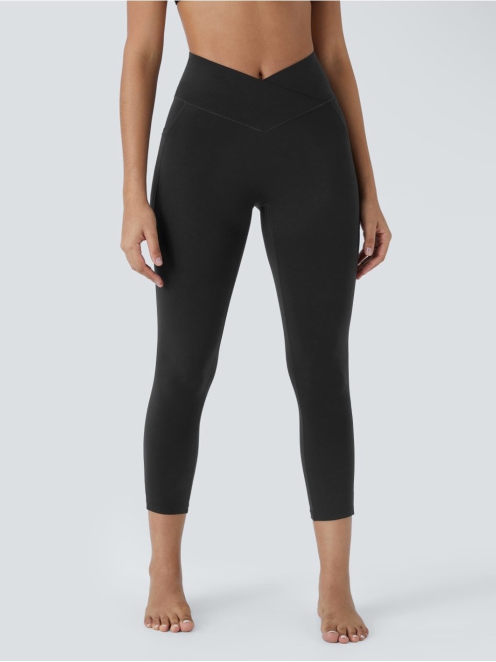 HALARA Black Capris - Women's Large nwot - Picture 10 of 14